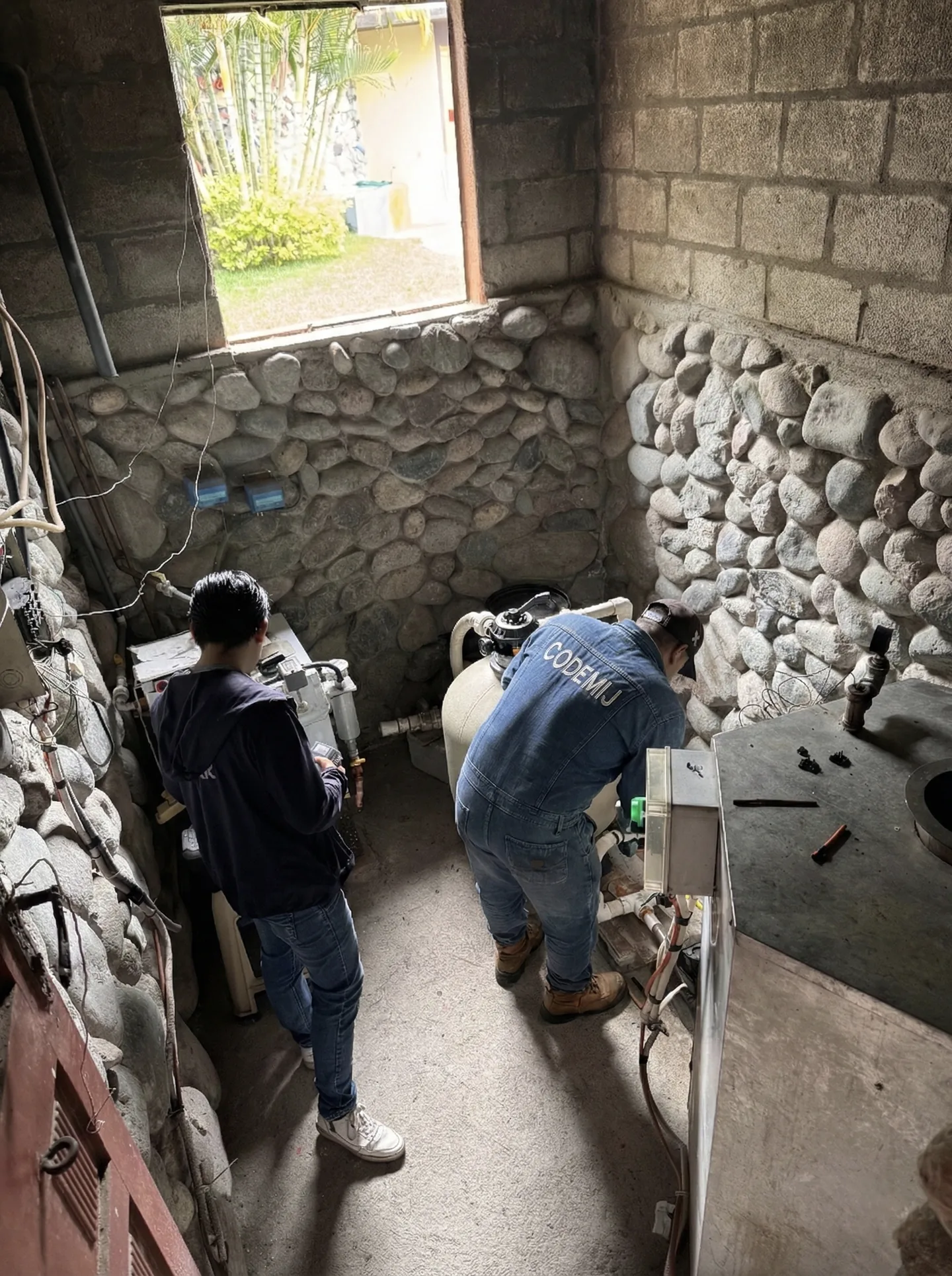 Mantenimiento preventivo y correctivo de calderas y maquinaria CODEMIJ en Ecuador